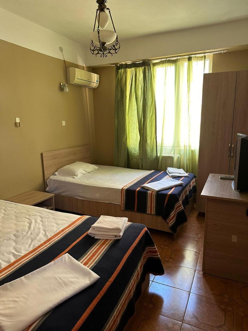 G Bakuri Hotel Батуми Екстериор снимка