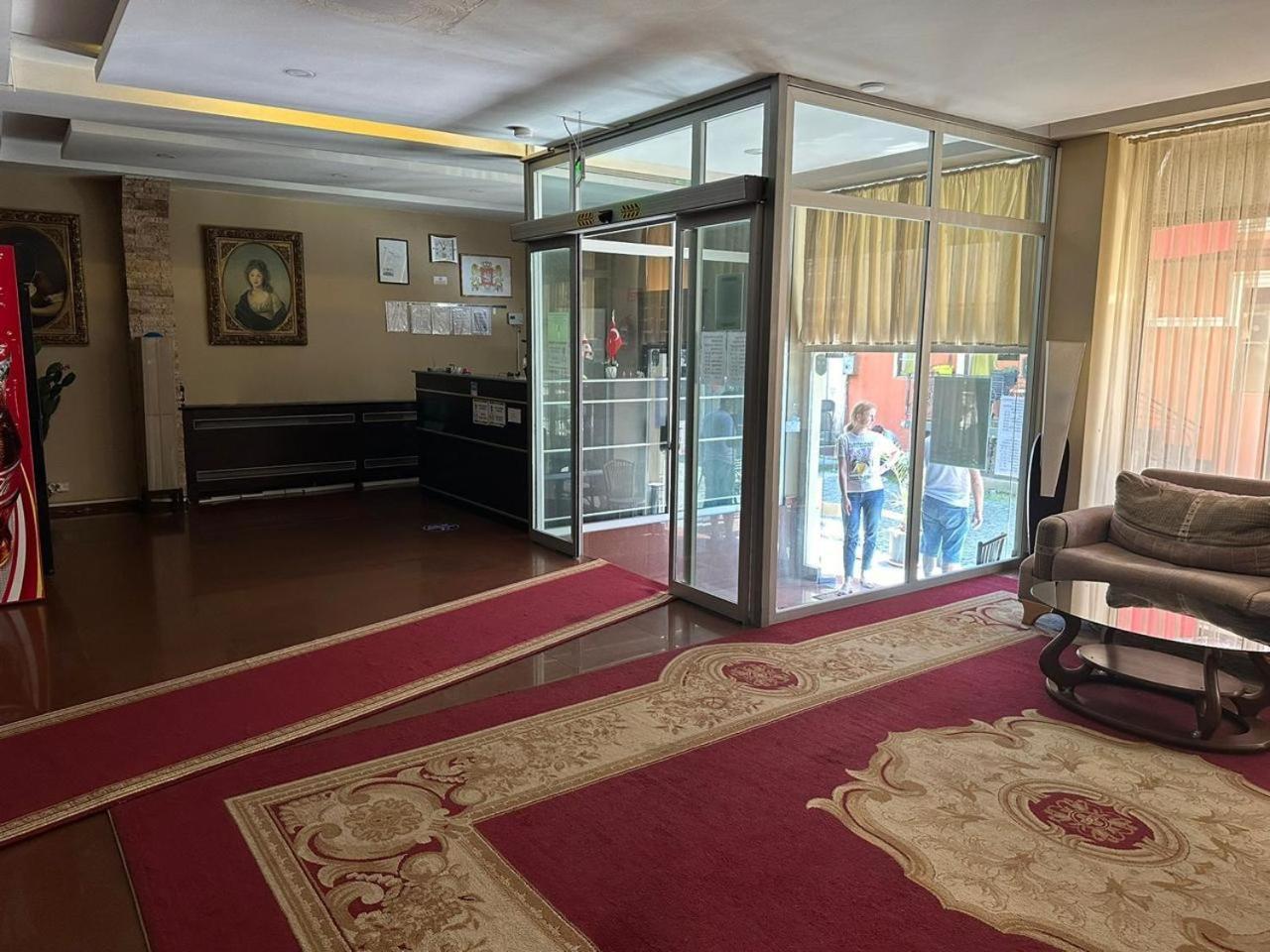 G Bakuri Hotel Батуми Екстериор снимка